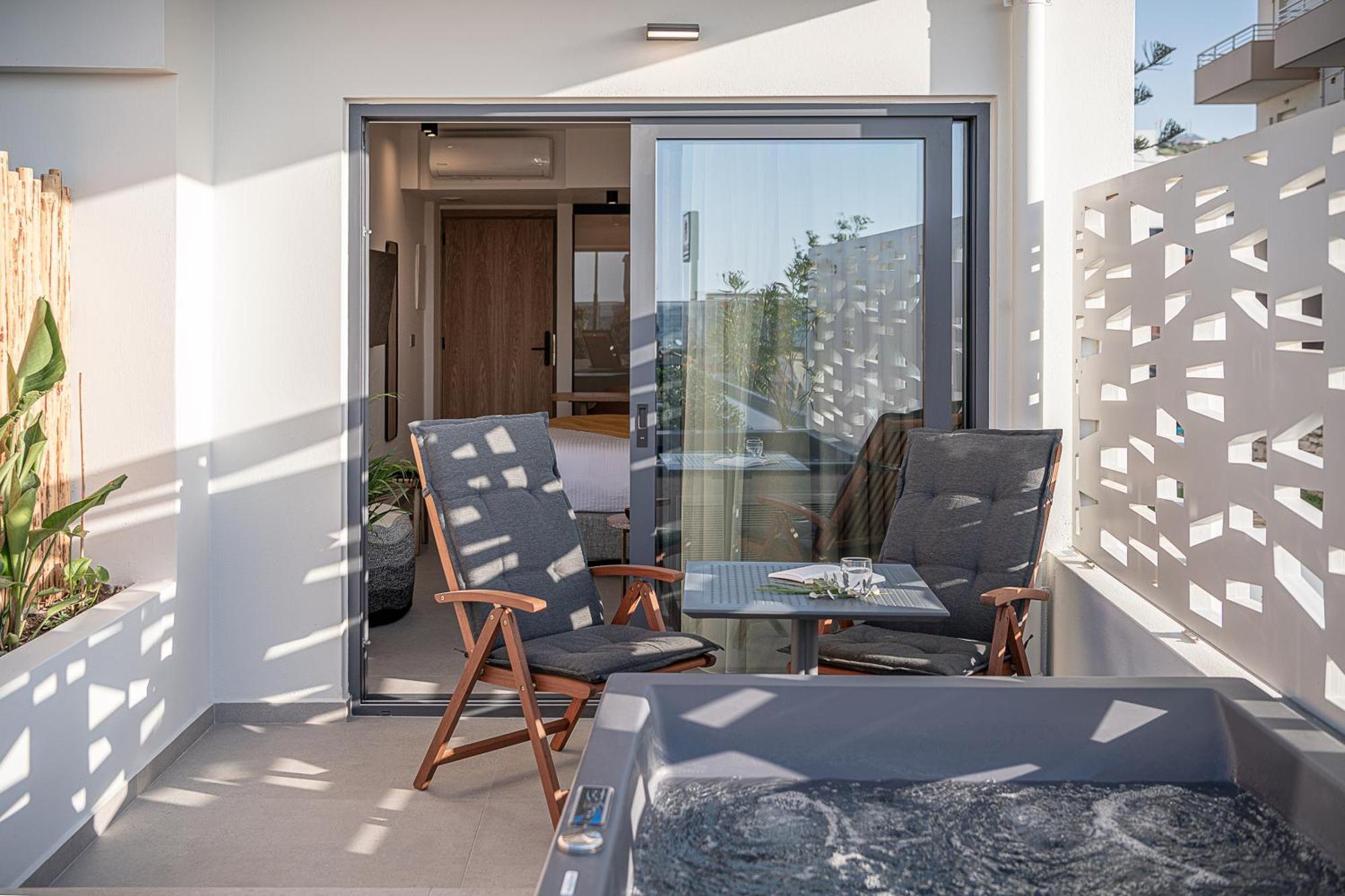 Calla Luxury Seafront Suites Rethymno Exterior foto